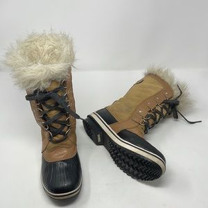 Sorel Tofino II Faux Fur Lined Waterproof Boots🖤
